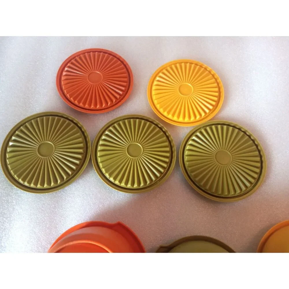 Set of 3 Vintage Tupperware 886 Servalier Bowls with 2 Extra Green Sunburst Lids